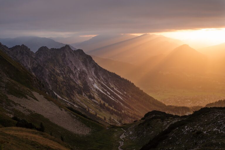 God’s Love Will Build You A Good Reputation (28th April 2021)